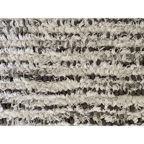 Threshold Grays White Bath Mat - Picture 5 of 6